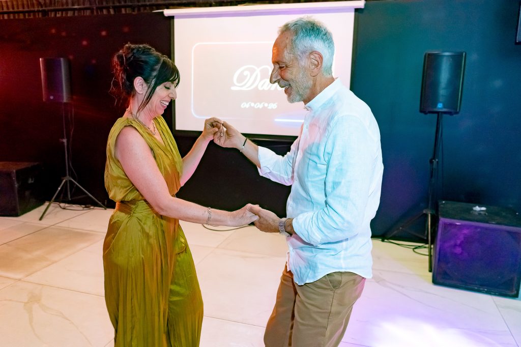 pareja bailando